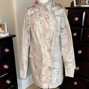 Athletic Works Women's Beige Camouflage Utility Jacket